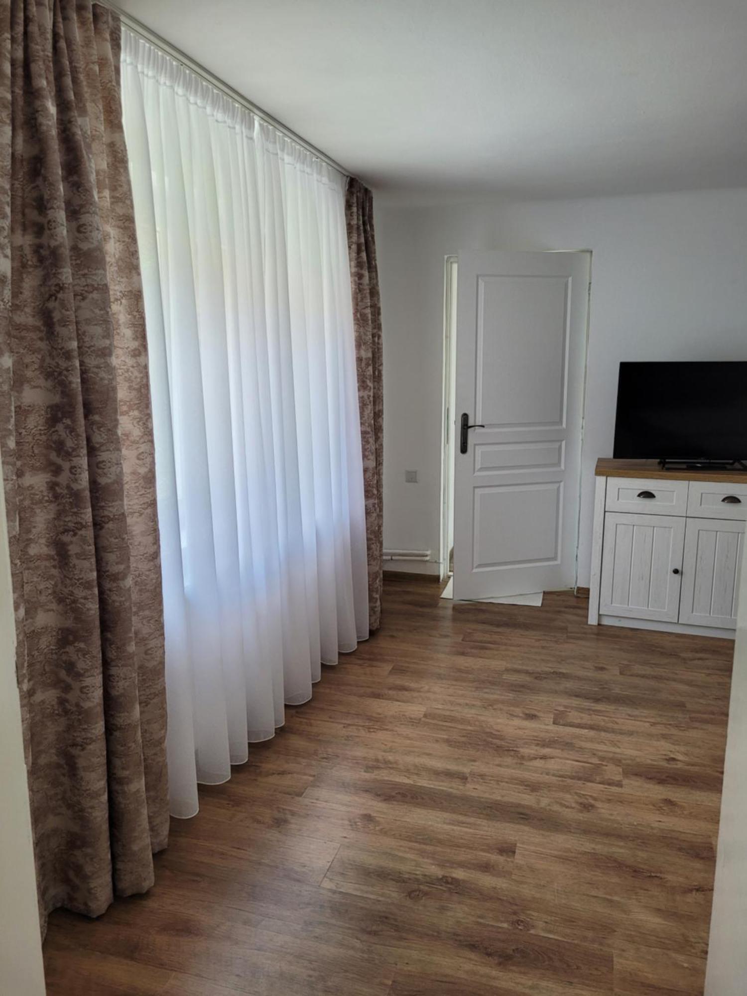 Two-Bedrooms Apt Sibiu Exteriör bild