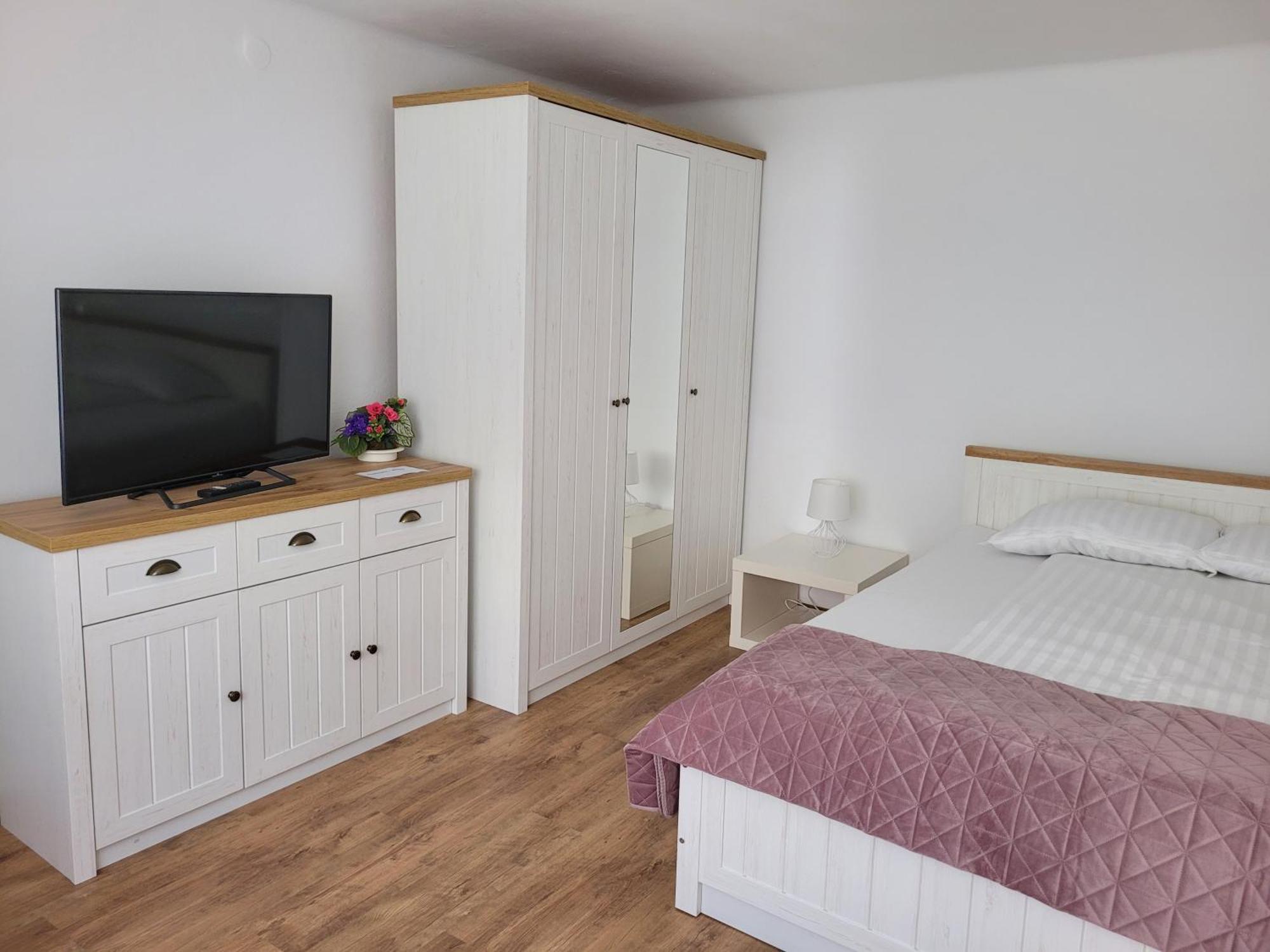 Two-Bedrooms Apt Sibiu Exteriör bild