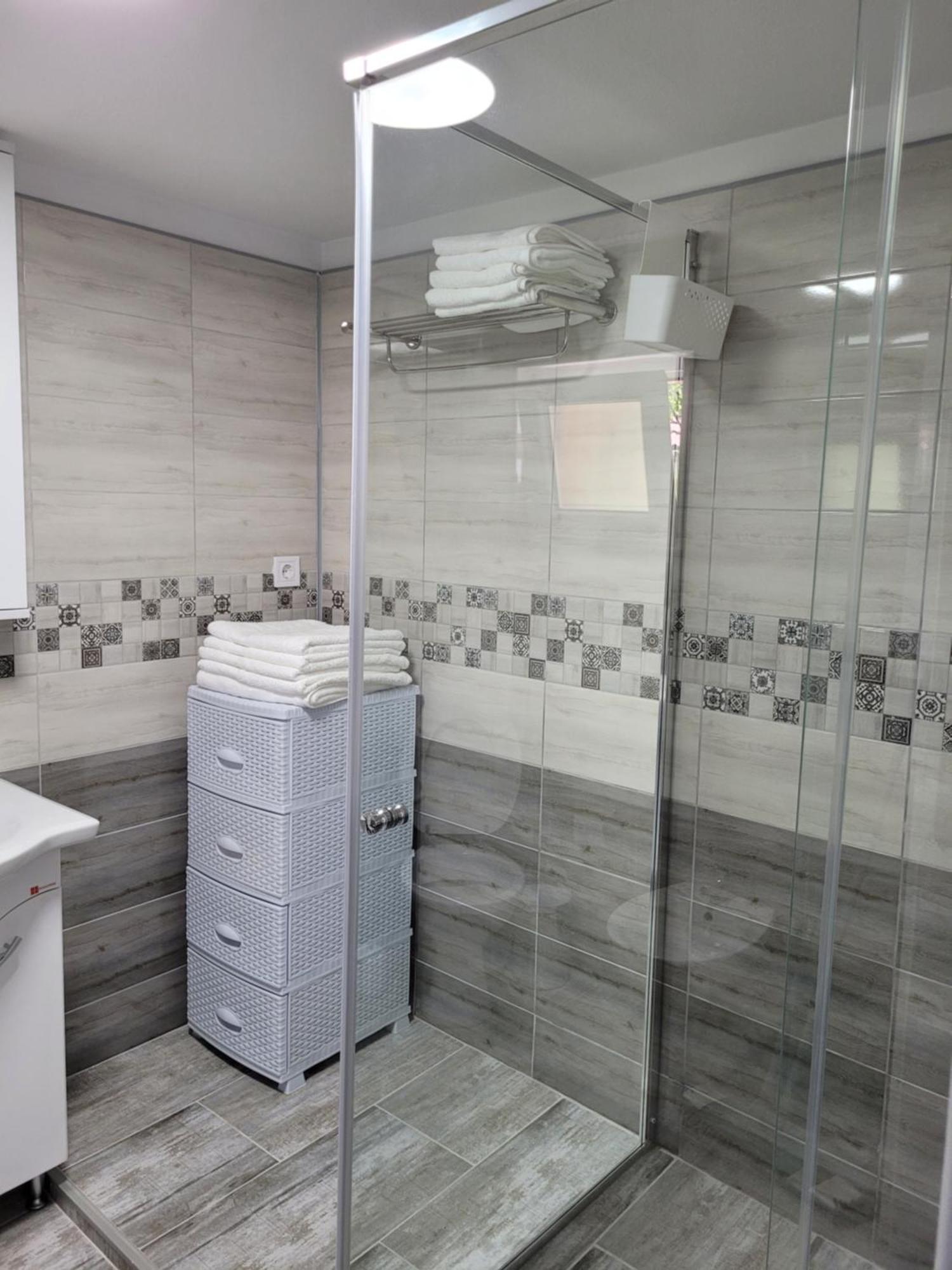 Two-Bedrooms Apt Sibiu Exteriör bild