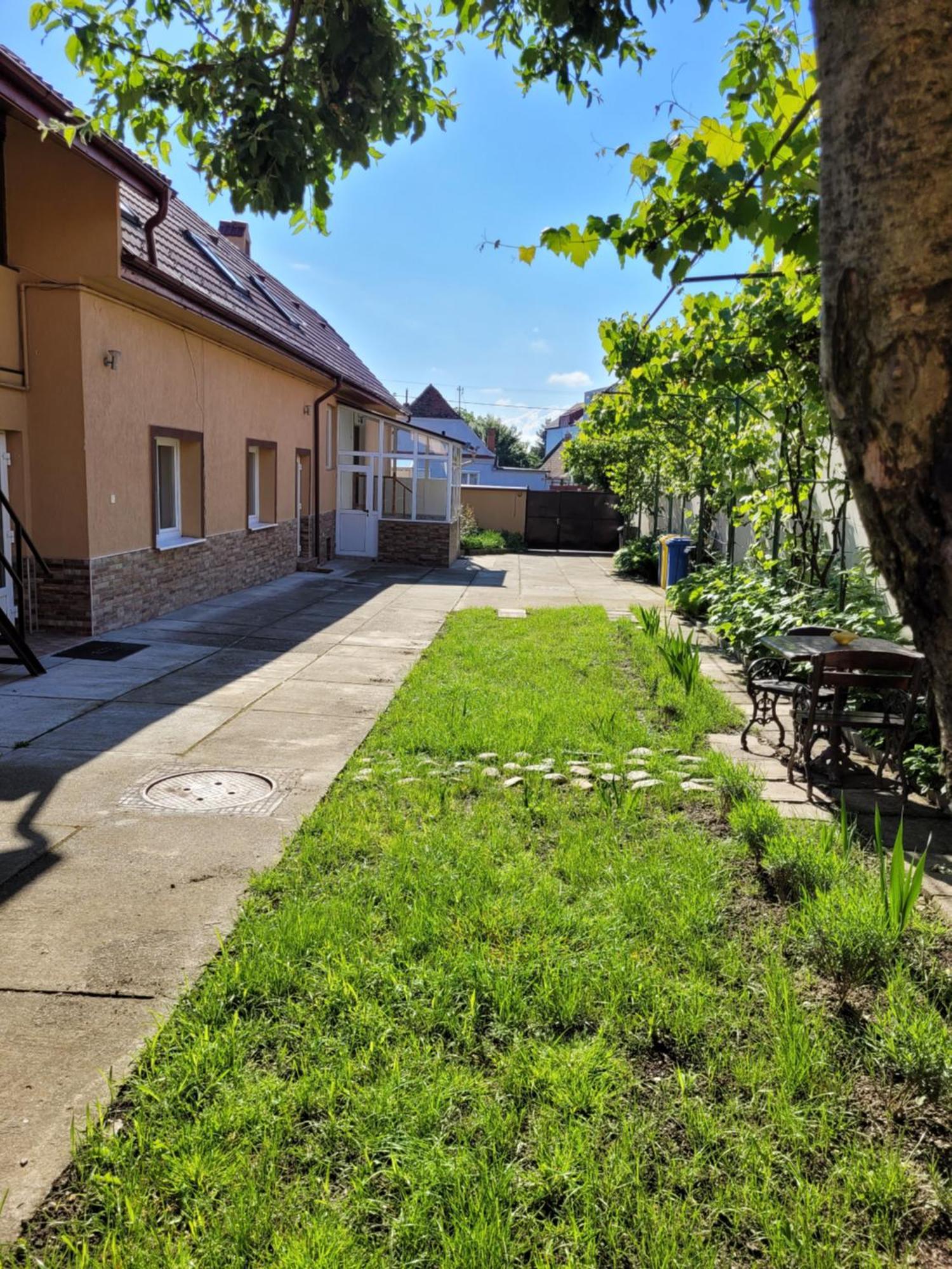 Two-Bedrooms Apt Sibiu Exteriör bild